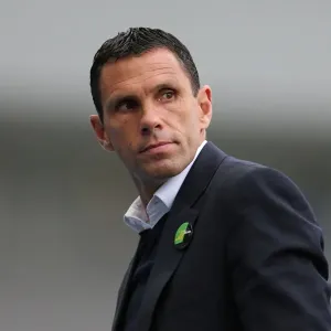 Gus Poyet Print - Brighton and Hove Albion FC Manager Gus Poyet Print - Brighton and Hove Albion FC Manager