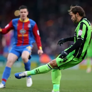 Inigo Calderon of Brighton & Hove Albion in Action Against Crystal Palace, Npower Championship, Selhurst Park, London, December 1, 2012