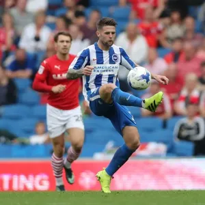 Intense Championship Showdown: Brighton and Hove Albion vs Barnsley (24SEP16) Intense Championship Showdown: Brighton and Hove Albion vs Barnsley (24SEP16)