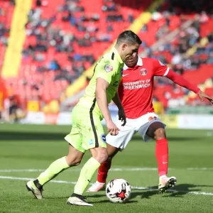 Intense Championship Showdown: Charlton Athletic vs. Brighton and Hove Albion (23APR16) Intense Championship Showdown: Charlton Athletic vs. Brighton and Hove Albion (23APR16)