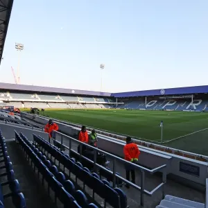 Intense Championship Showdown: QPR vs. Brighton & Hove Albion at Loftus Road (07APR17) Intense Championship Showdown: QPR vs. Brighton & Hove Albion at Loftus Road (07APR17)