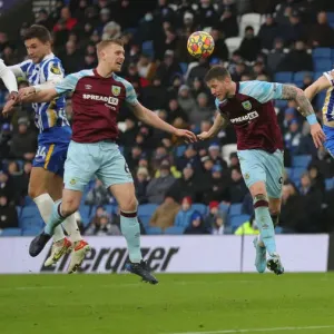 Intense Clash: Brighton vs. Burnley in Premier League, 19th February 2022 (American Express Community Stadium) Intense Clash: Brighton vs. Burnley in Premier League, 19th February 2022 (American Express Community Stadium)