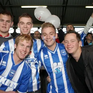 Intense Crowd Atmosphere: Brighton & Hove Albion vs. Peterborough United (30th October 2010)
