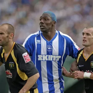 Intense Match Action: Brighton & Hove Albion vs Yeovil Town (2007-08) Intense Match Action: Brighton & Hove Albion vs Yeovil Town (2007-08)