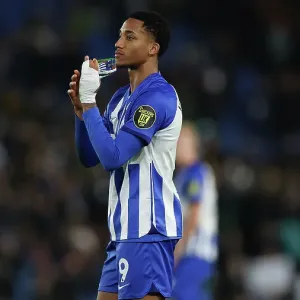 Intense Premier League Clash: Brighton & Hove Albion vs Burnley (09DEC23)