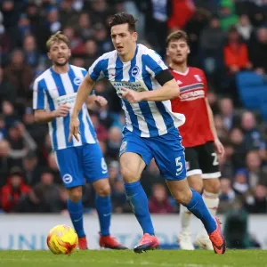 Lewis Dunk in Action: Brighton & Hove Albion vs. Fulham, EFL Sky Bet Championship (26NOV16) Lewis Dunk in Action: Brighton & Hove Albion vs. Fulham, EFL Sky Bet Championship (26NOV16)