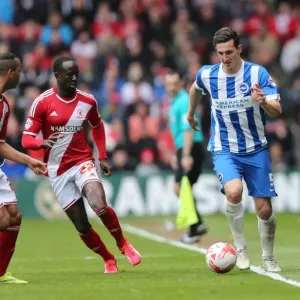 Lewis Dunk's Determined Performance: Middlesbrough vs. Brighton & Hove Albion (02MAY15)