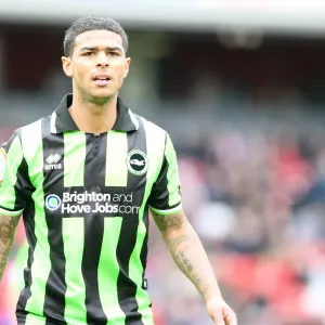 Liam Bridcutt's Unforgettable Performance: Barnsley vs. Brighton & Hove Albion, 2012 Npower Championship Liam Bridcutt's Unforgettable Performance: Barnsley vs. Brighton & Hove Albion, 2012 Npower Championship