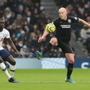 A Merry Christmas Battle: Tottenham Hotspur vs. Brighton and Hove Albion in the Premier League (26DEC19) A Merry Christmas Battle: Tottenham Hotspur vs. Brighton and Hove Albion in the Premier League (26DEC19)