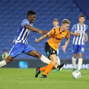 Midfield Showdown: Rohan Ince vs. Jack Taylor (2017) - Brighton & Hove Albion vs. Barnet Midfield Showdown: Rohan Ince vs. Jack Taylor (2017) - Brighton & Hove Albion vs. Barnet