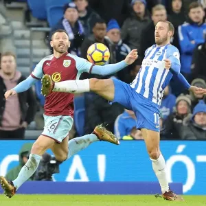 Murray vs Bardsley: Intense Clash Between Brighton's Glenn Murray and Burnley's Phil Bardsley in the Premier League (16DEC17) Murray vs Bardsley: Intense Clash Between Brighton's Glenn Murray and Burnley's Phil Bardsley in the Premier League (16DEC17)