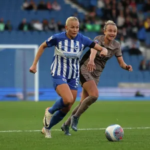 Premier Showdown: Brighton & Hove Albion vs. Tottenham Hotspur Women (15OCT23) - Women's Super League Clash at the Amex Stadium Premier Showdown: Brighton & Hove Albion vs. Tottenham Hotspur Women (15OCT23) - Women's Super League Clash at the Amex Stadium