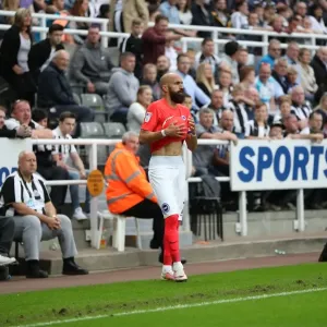 Sky Bet Championship Showdown: Newcastle United vs. Brighton and Hove Albion at St. James Park (27/08/2016) Sky Bet Championship Showdown: Newcastle United vs. Brighton and Hove Albion at St. James Park (27/08/2016)