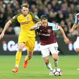 Stephens vs Hernandez: Intense Midfield Battle in West Ham vs Brighton Premier League Clash (20OCT17) Stephens vs Hernandez: Intense Midfield Battle in West Ham vs Brighton Premier League Clash (20OCT17)