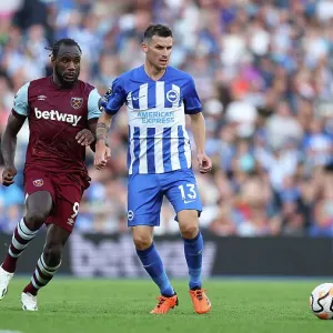 Thrilling Showdown: Brighton & Hove Albion vs. West Ham United in the 2023/24 Premier League at American Express Stadium Thrilling Showdown: Brighton & Hove Albion vs. West Ham United in the 2023/24 Premier League at American Express Stadium
