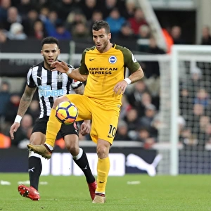 Tomer Hemed of Brighton and Hove Albion Faces Off Against Newcastle United in Premier League Clash (30DEC17)