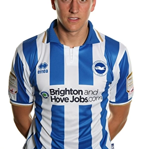 Tommy Elphick: The Unyielding Seagull of Brighton & Hove Albion FC