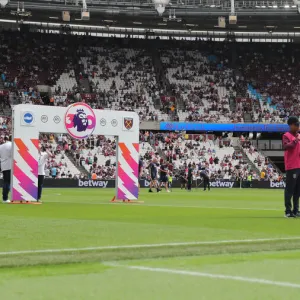 2022_23 Season Photographic Print Collection: West Ham United 21AUG22