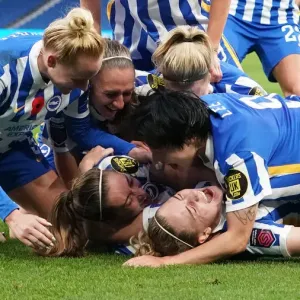 WSL Showdown: Brighton & Hove Albion Women vs. Leicester City Women (14NOV21) - American Express Community Stadium WSL Showdown: Brighton & Hove Albion Women vs. Leicester City Women (14NOV21) - American Express Community Stadium