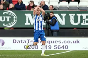 Charlton Athletic - 08-12-2012 Prints: 1-1 Stalemate: Mackail-Smith Scores for Brighton Against Charlton (December 8, 2012)