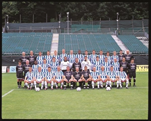 Images Dated 9th November 2006: 2003-04 Squad