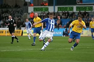 Images Dated 14th November 2006: Alex Revell unleashes a shot