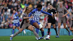 Tottenham Hotspur Women 15OCT23 Collection: Battle in the Premier League: Brighton & Hove Albion Women vs