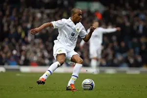 Leeds United - 11-02-12 Prints: Brighton & Hove Albion 2011-12 Away: Leeds United (11-02-12)