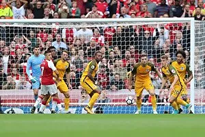 Images Dated 1st October 2017: Brighton and Hove Albion Defend in Unison against Arsenal (01OCT17)