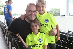 Brighton & Hove Albion: Euphoric Fans Celebrate Championship Victory at Craven Cottage (15.08.2015)