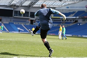 Brighton & Hove Albion: Playing on Pitch (April 30, 2015, 7:00 PM)