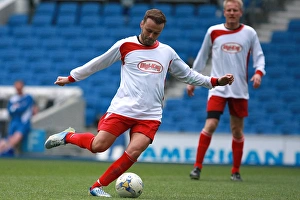 09 Play On Pitch 01MAY15 AM Prints: Brighton & Hove Albion: Playing on the Pitch (May 2015)