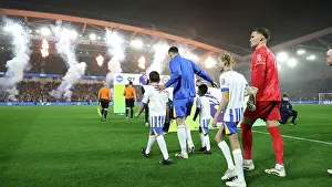 Leads Out Brighton And Hove Albion Team Prints: Brighton and Hove Albion v Brentford Premier League 27DEC24