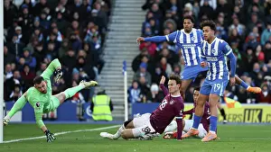 Scores A Goal 1 0 Prints: Brighton and Hove Albion v Burnley
Premier League
03JAN26