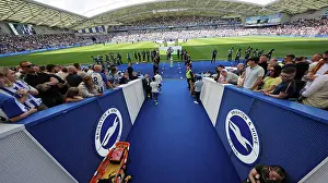 Guard Of Honour Prints: Brighton and Hove Albion v Manchester United Premier League 19MAY24