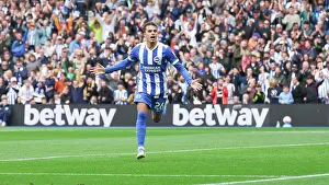 Scores A Goal 2 0 Prints: Brighton and Hove Albion v Tottenham Hotspur
Premier League
20SEP25