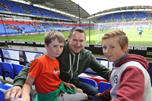 Brighton and Hove Albion vs. Bolton Wanderers: Sky Bet Championship Showdown at Macron Stadium (September 26, 2015)