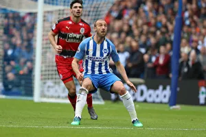 Brighton and Hove Albion vs. Huddersfield Town: A Premier League Clash at American Express Community Stadium (07.04.2018)