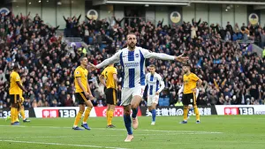 Brighton & Hove Albion vs. Wolverhampton Wanderers: A Premier League Showdown at American Express Community Stadium (October 26, 2018)