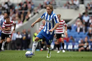 Brighton & Hove Albion vs. Doncaster Rovers (2011-12): A Glimpse into the 2011-12 Home Season