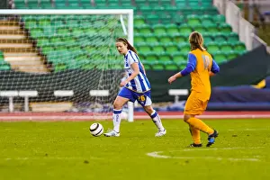 Brighton & Hove Albion vs. Gillingham: 2013-14 Women's Football Match