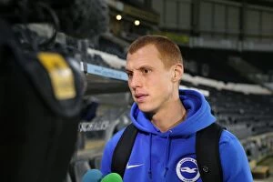 Images Dated 16th February 2016: Brighton and Hove Albion vs. Hull City: Intense Championship Clash at KC Stadium (16 February 2016)