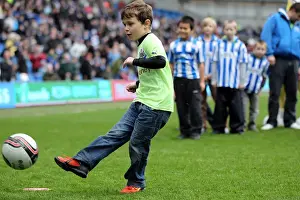 Newcastle United - 05-01-2013 Prints: Brighton & Hove Albion vs. Newcastle United (05-01-2013): A Glimpse into the 2012-13 Home Season