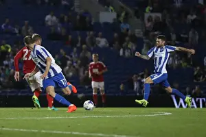Brighton & Hove Albion vs. Nottingham Forest: Oliver Norwood's Intense Midfield Battle, EFL Sky Bet Championship, August 2016