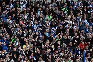 Images Dated 2nd January 2012: Brighton & Hove Albion vs. Southampton (02-01-12): A Glimpse into the 2011-12 Home Season