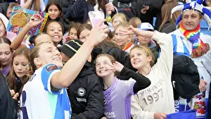 Maisie Symonds Prints: Brighton and Hove Albion Women v Leicester City Women Women's Super League 16NOV25