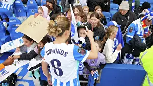 Maisie Symonds Prints: Brighton and Hove Albion Women v Leicester City Women Women's Super League 16NOV25