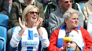 Brighton and Hove Albion Women vs. Arsenal Women: WSL Clash at American Express Community Stadium (29APR19) - Intense Match Action
