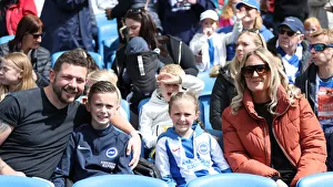 Brighton and Hove Albion Women vs. Arsenal Women: WSL Clash at American Express Community Stadium (29APR19) - Intense Match Action
