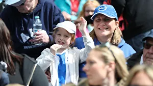 Brighton & Hove Albion Women vs. Arsenal Women: WSL Clash at American Express Community Stadium (29APR19)
